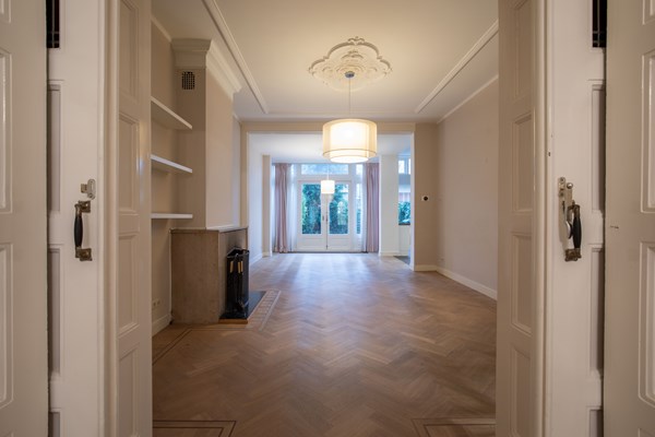Medium property photo - Jozef Israëlslaan 31, 2596 AM The Hague